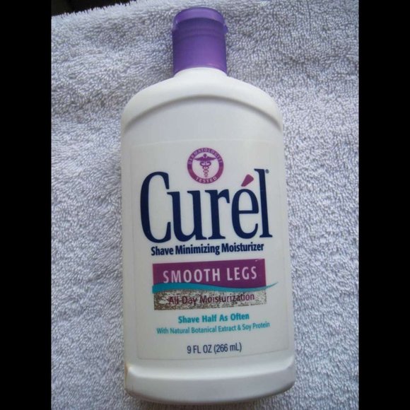 Curel Smooth Legs Shave Minimizing All Day Moisturizer Lotion 12.5 floz Pump Soy - Picture 5 of 10
